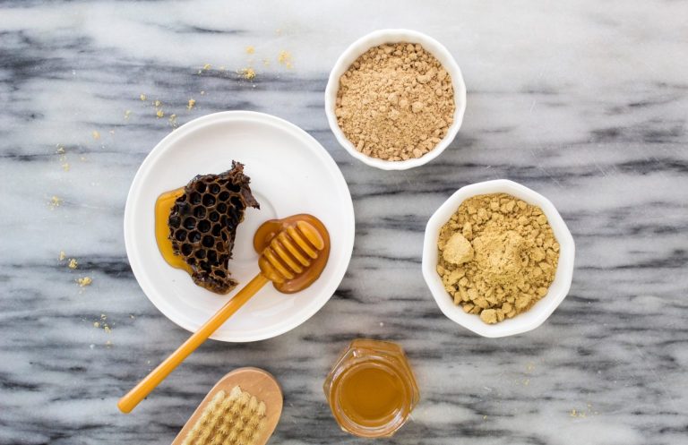 How many calories are in honey?